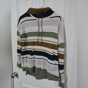 Carve Designs Striped Sweater Women’s Medium Thumb Hole Cowl Neck Pullover